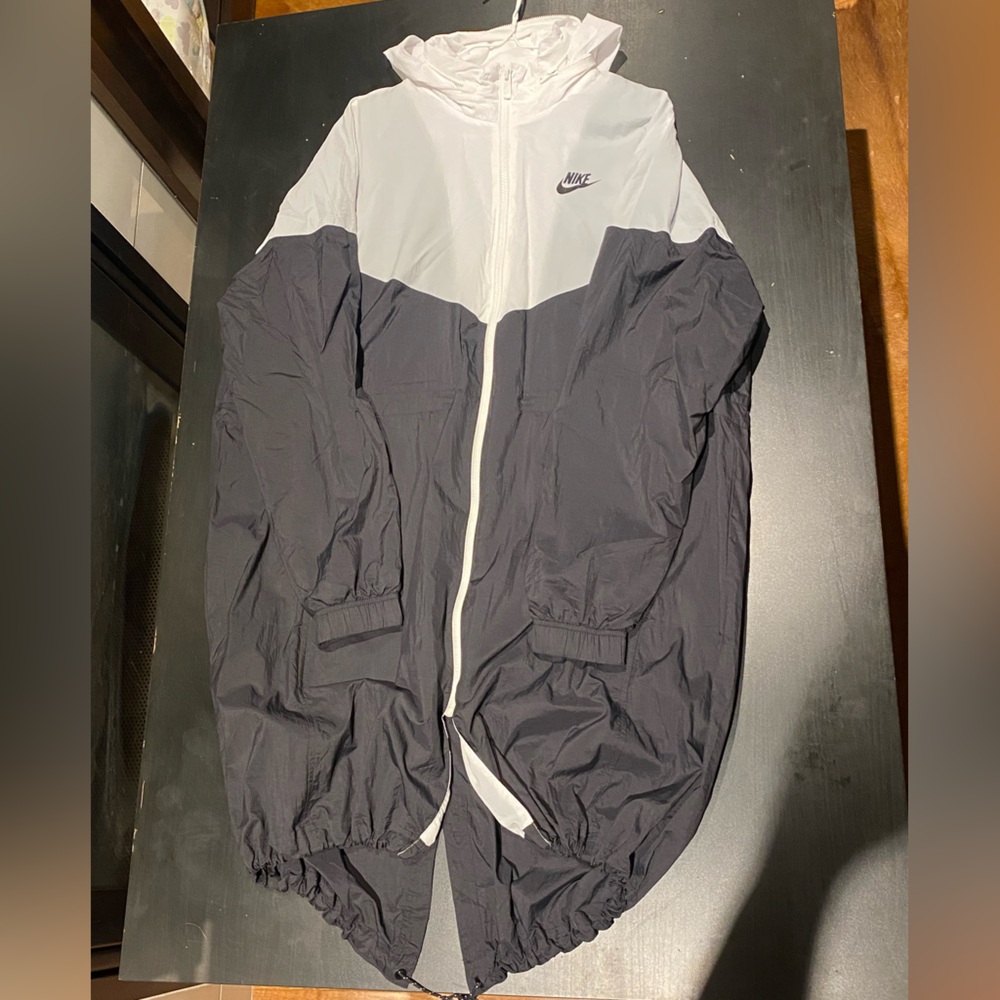 Nike windbreaker